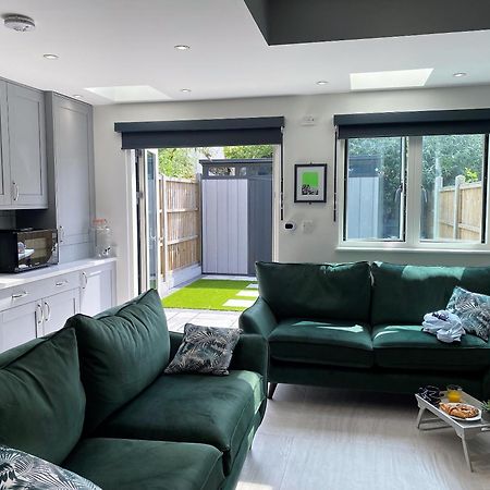 Superb Townhouse Near Vibrant Gloucester Road Bristol Luaran gambar