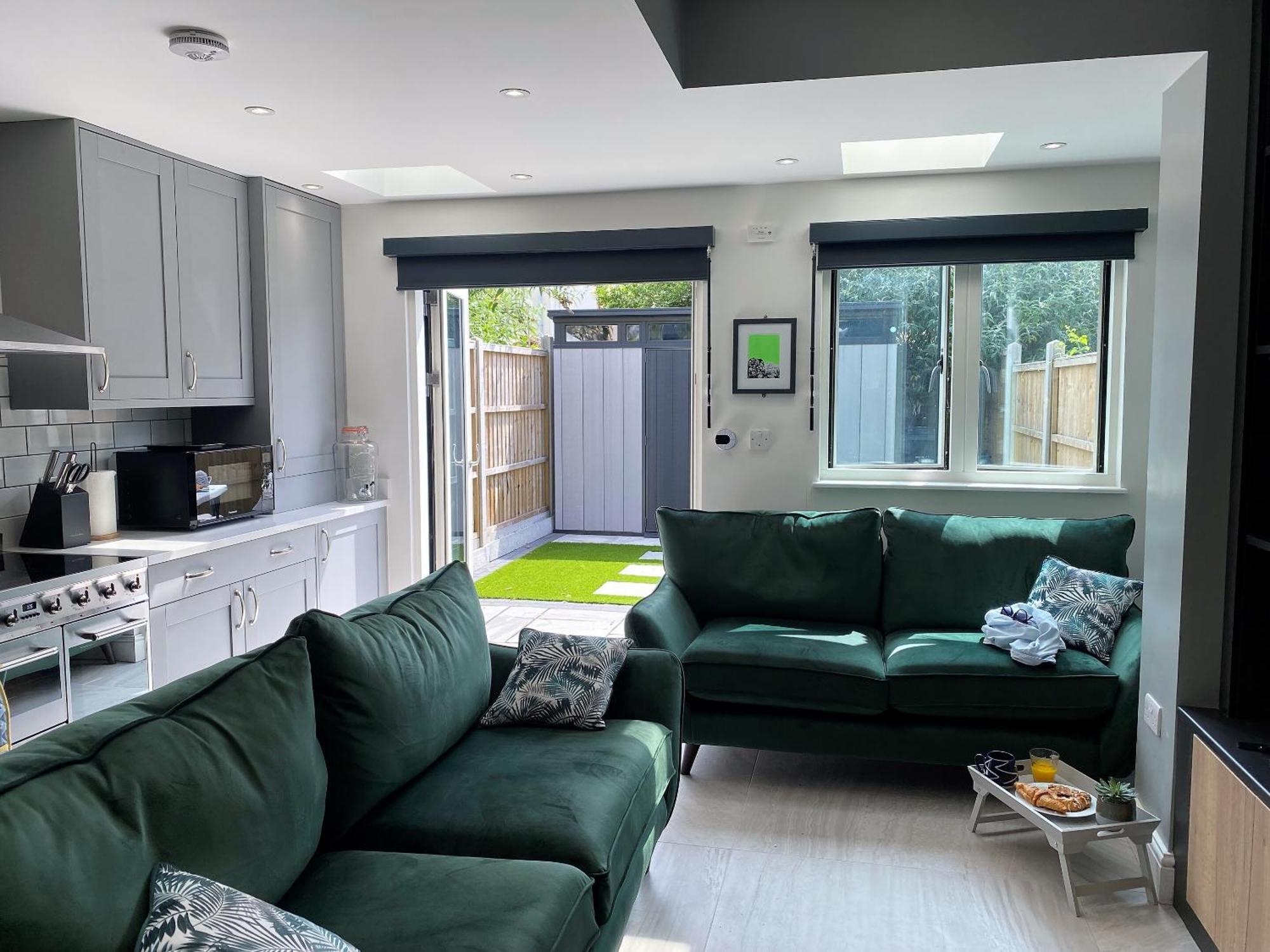 Superb Townhouse Near Vibrant Gloucester Road Bristol Luaran gambar