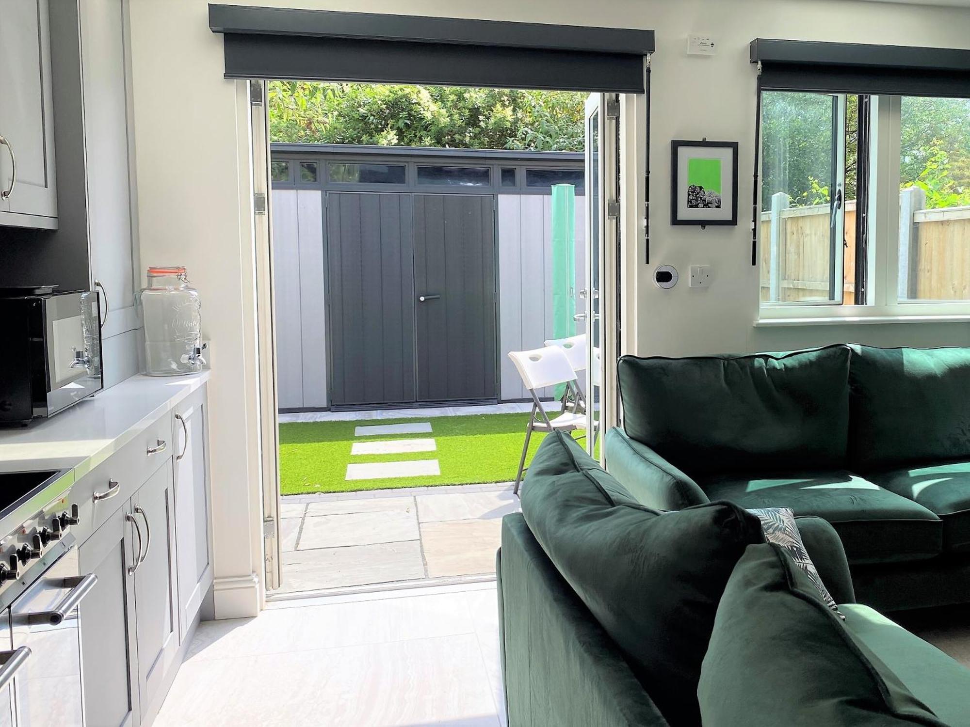 Superb Townhouse Near Vibrant Gloucester Road Bristol Luaran gambar